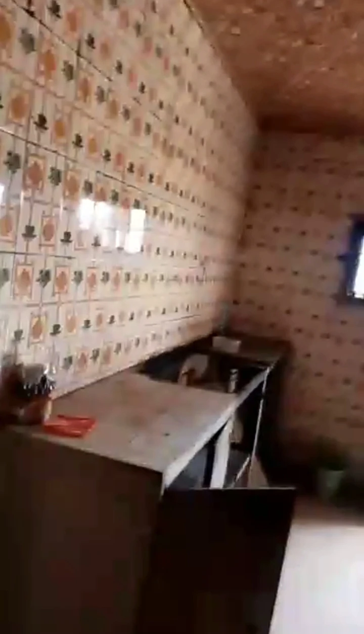 3 Bedroom Flat for Rent in 3rd Street off Deco road Warri, Delta - Image 2