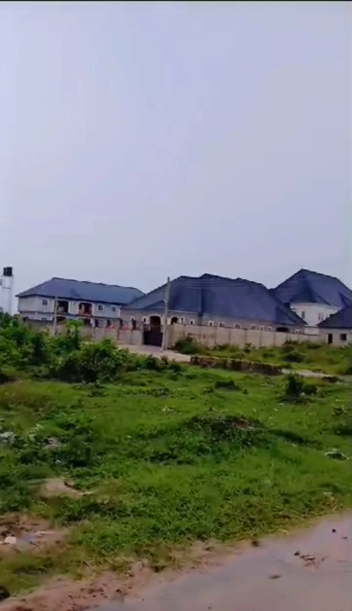 Uncompleted Building for Sale in Okpaka, Delta - Image 2