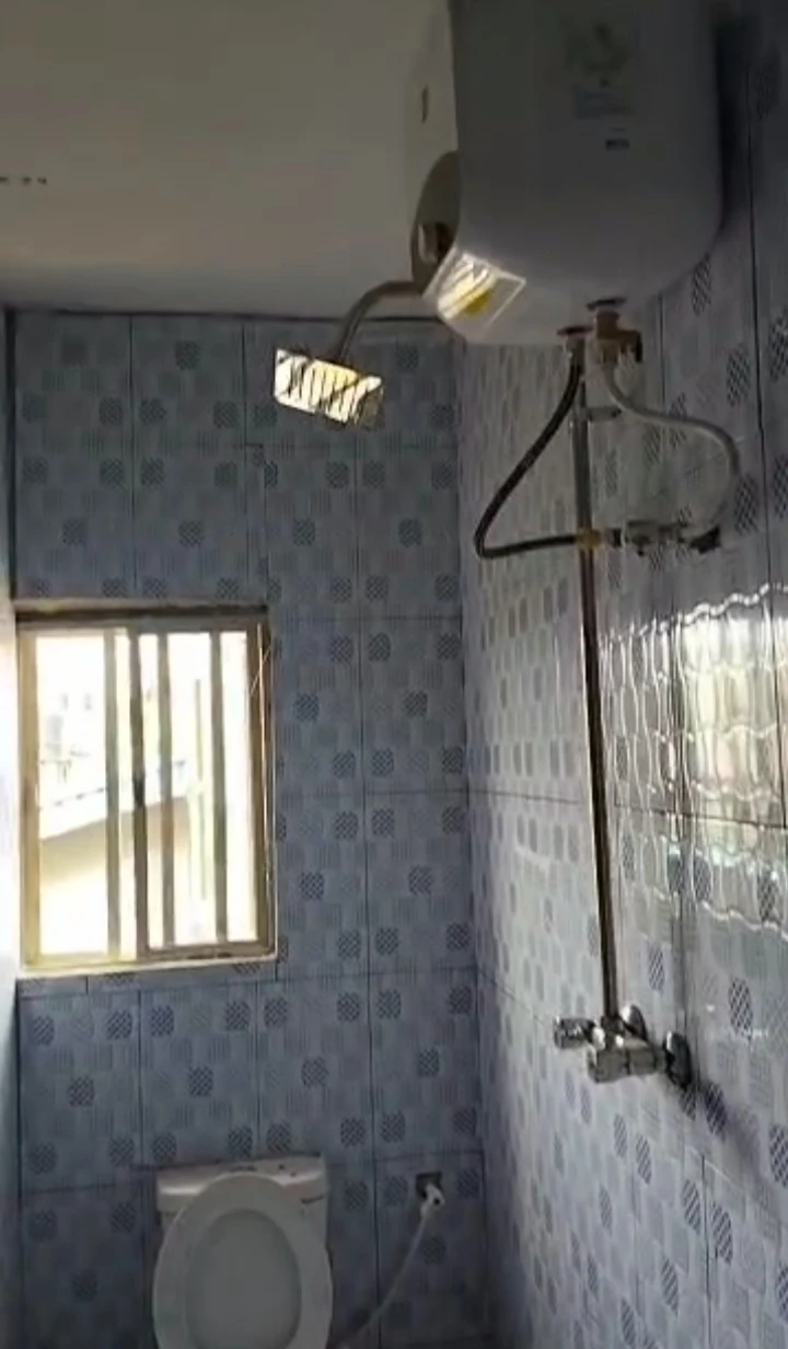 1 Bedroom Flat for Rent in Behind general hospital Ekpan, Delta - Image 3