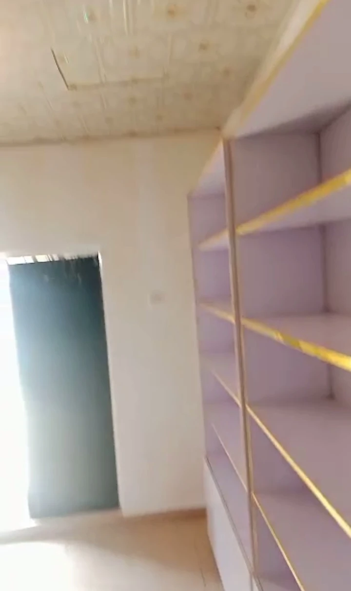 Store for Rent in Osubi Warri Delta state, Delta - Image 3