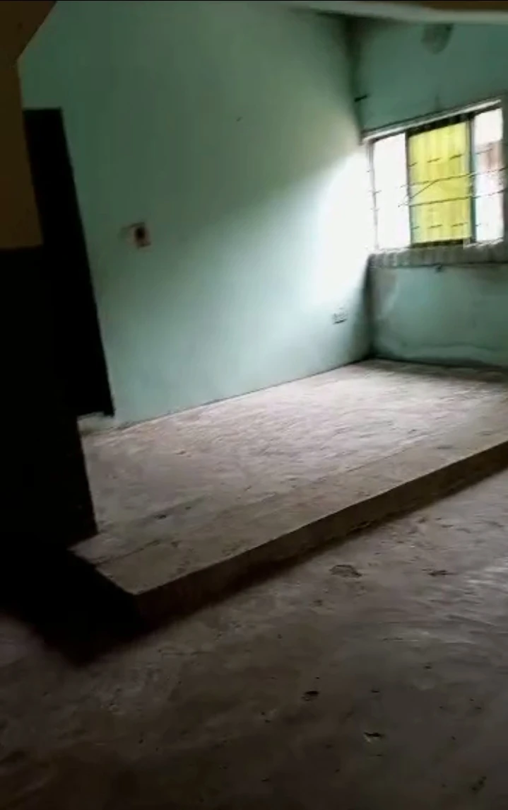 2 Bedroom Flat for Rent in Isoko Estate airport road, Delta - Image 4