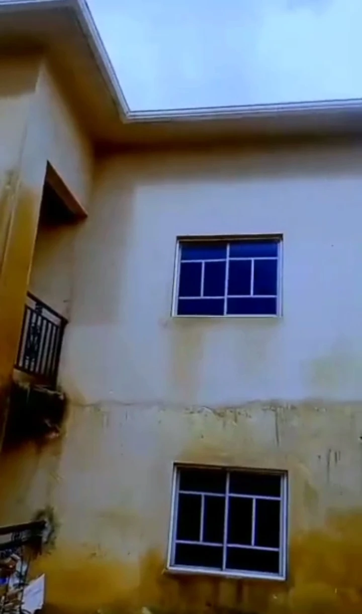 1 Bedroom Flat for Sale in Mm way third East circular road Benin, Edo - Image 2