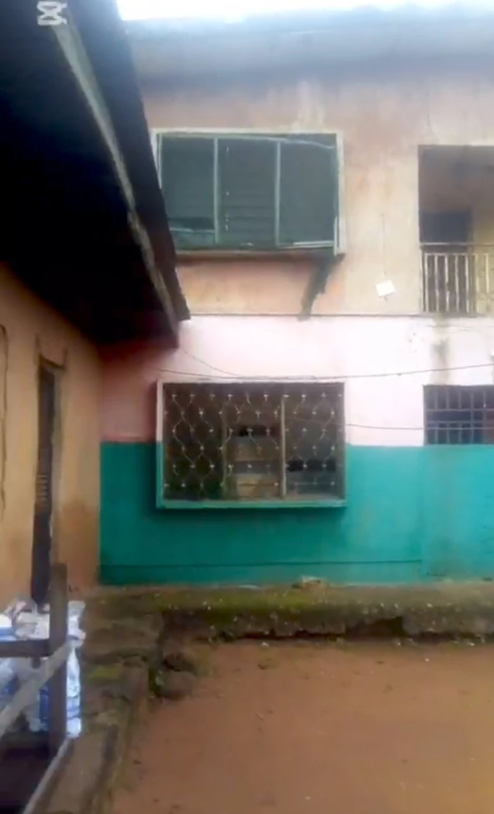 2 Bedroom Flat for Sale in Ugbowo medical, Edo - Image 1