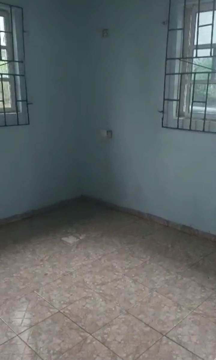1 Bedroom Flat for Rent in Opete, Delta - Image 2