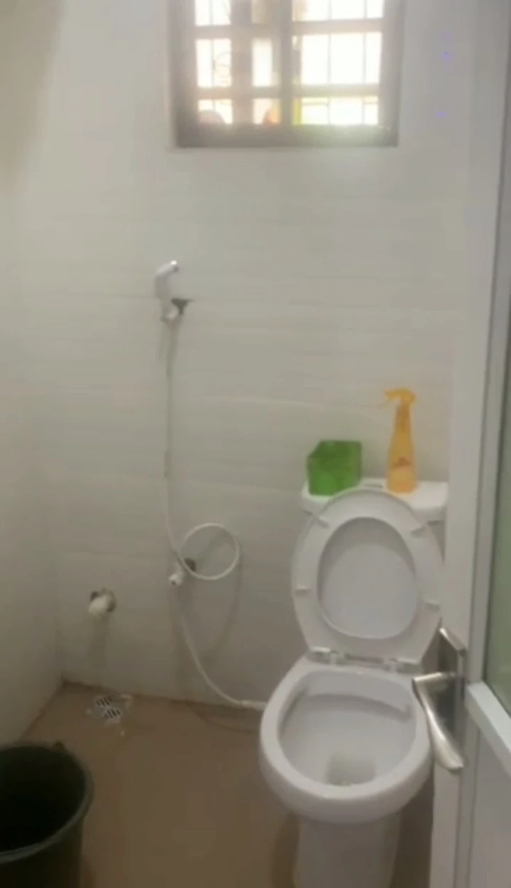 1 Bedroom Flat for Rent in Jeddo, Delta - Image 2