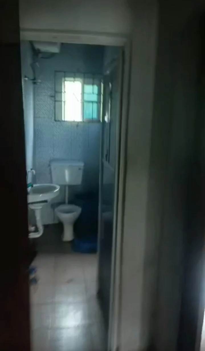 1 Bedroom Flat for Rent in Jeddo, Delta - Image 2