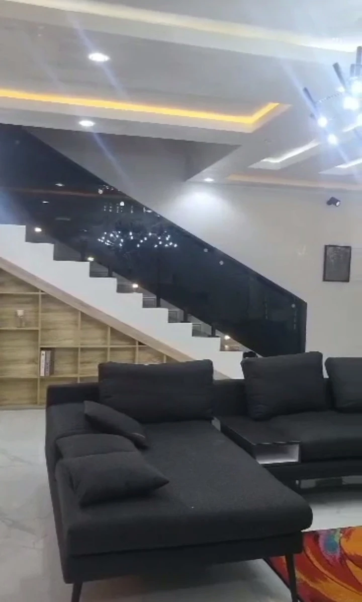 Duplex for Sale in Edjeba, Delta - Image 4