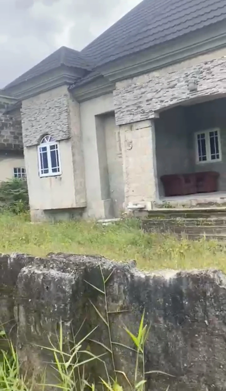 Bungalow for Sale in Okuisoko off jakpa road, Delta - Image 2