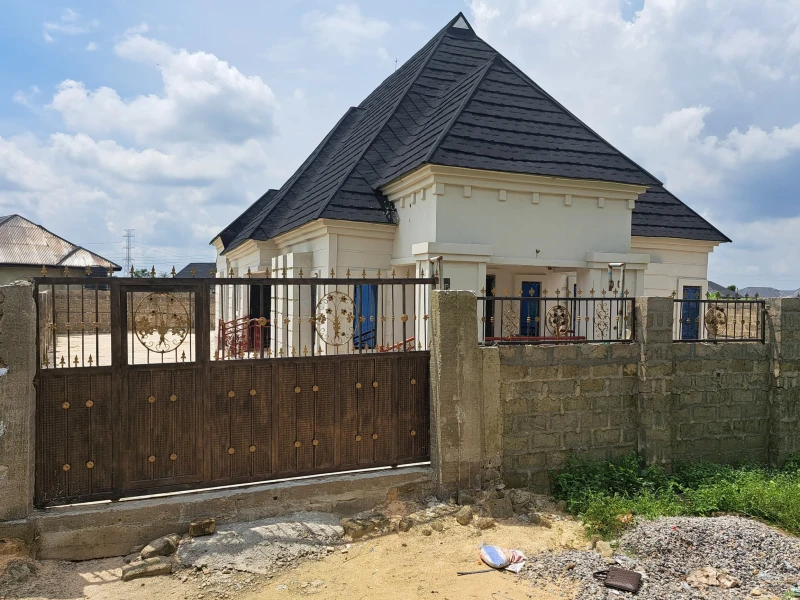 Bungalow for Sale in Agbarho Warri Delta state, Delta - Image 3