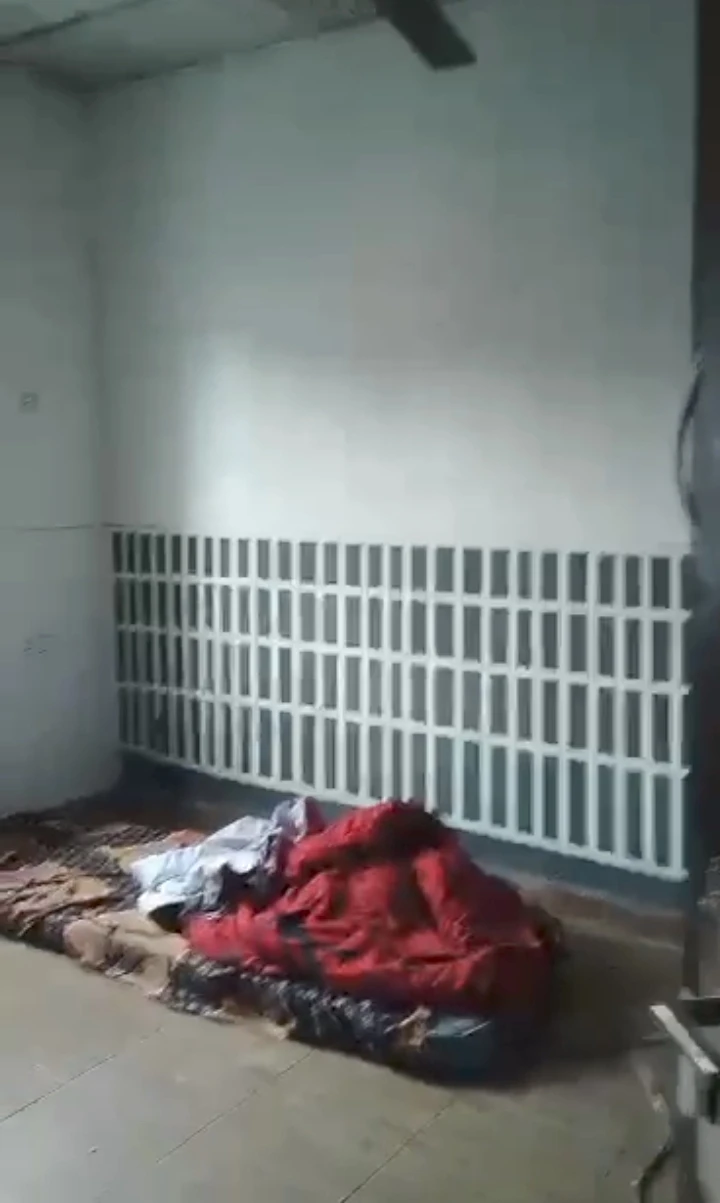 1 Bedroom Flat for Rent in Ogbomro, Delta - Image 1
