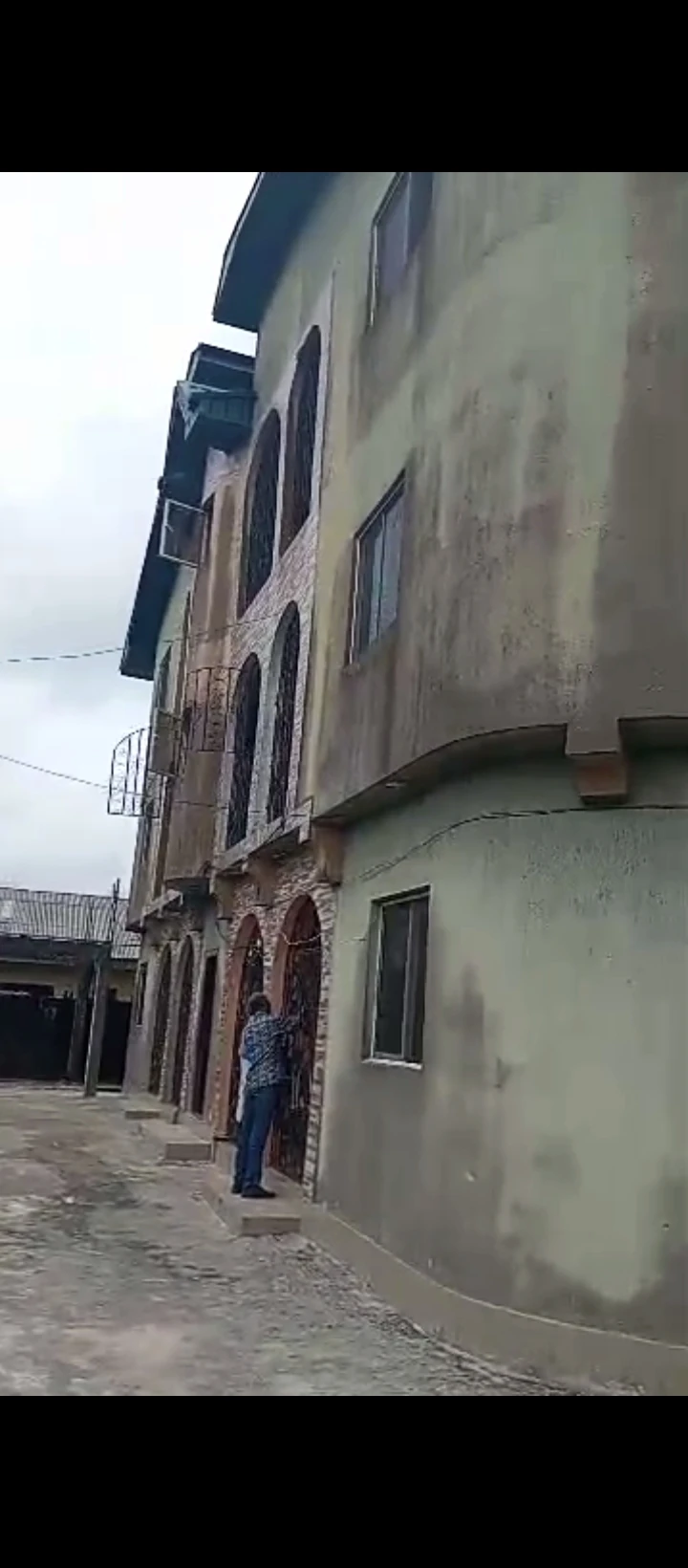 2 Bedroom Flat for Sale in Igbontse street ubeji, Delta - Image 2