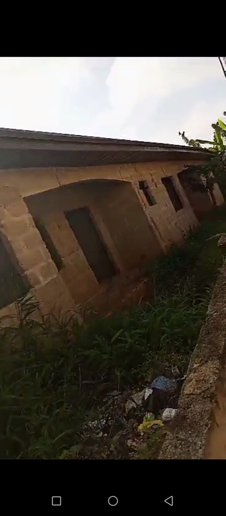 2 Bedroom Flat for Sale in Ogunwenyin, Edo - Image 2