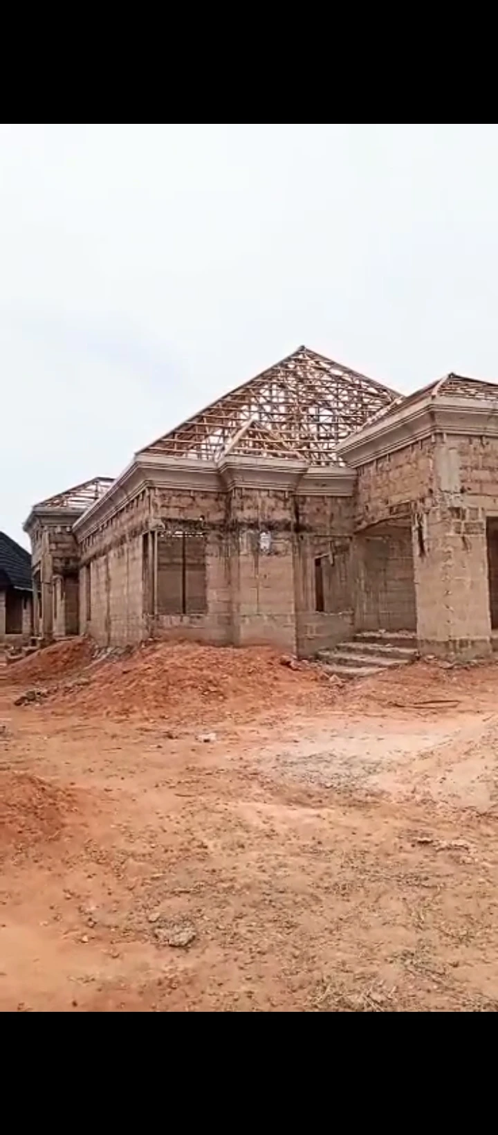 Bungalow for Sale in Benin Abraka road, Edo - Image 2