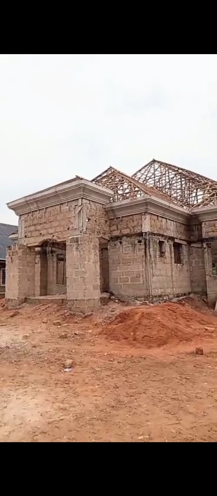 Bungalow for Sale in Benin Abraka road, Edo - Image 1