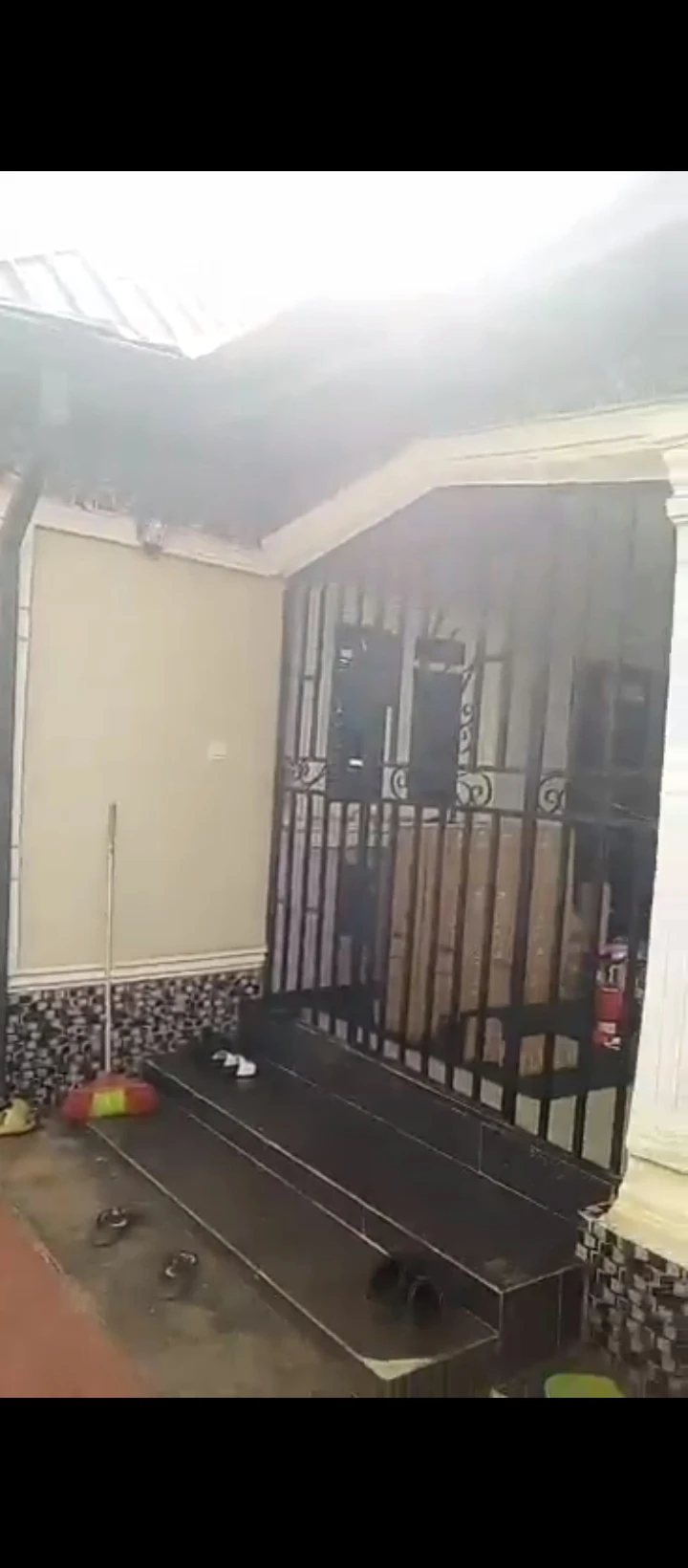 3 Bedroom Flat for Sale in Obe sapele road, Edo - Image 1