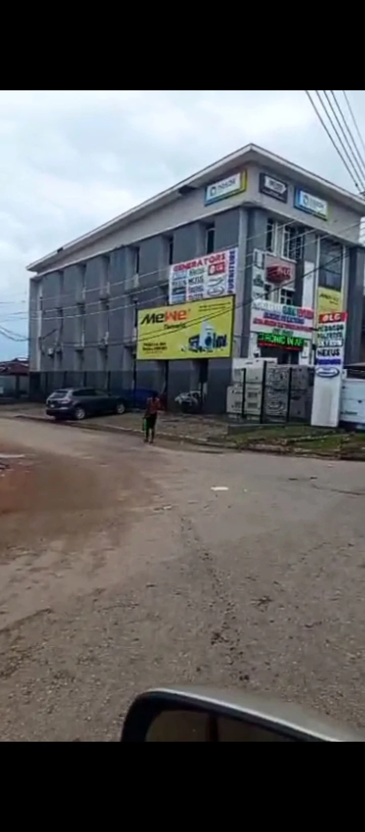 Plaza for Sale in First East circular road, Edo - Image 2