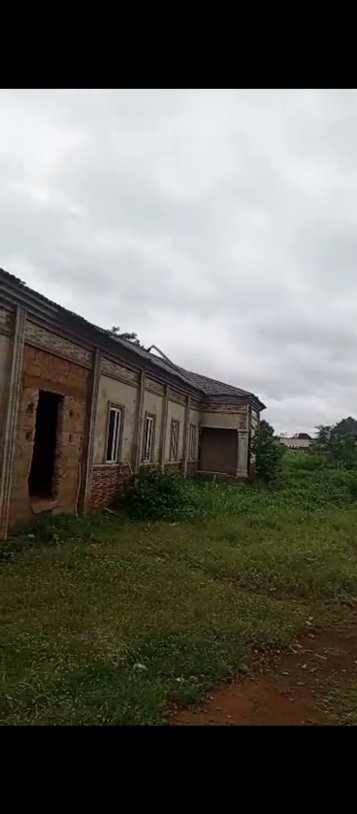 Hotel for Sale in Ahor off Auchi bypass, Edo - Image 2
