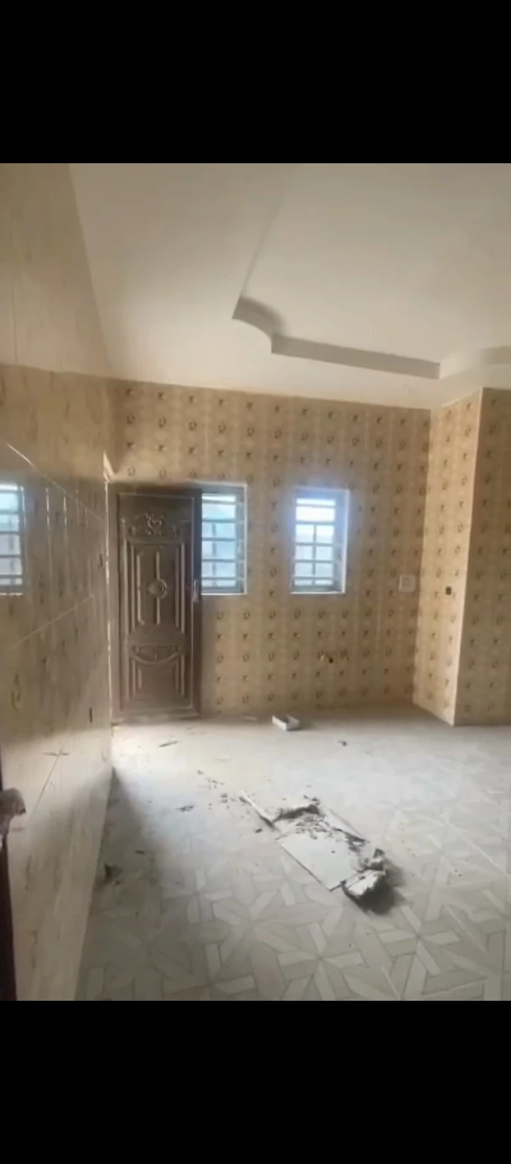 Bungalow for Sale in Okhouromi, Edo - Image 3