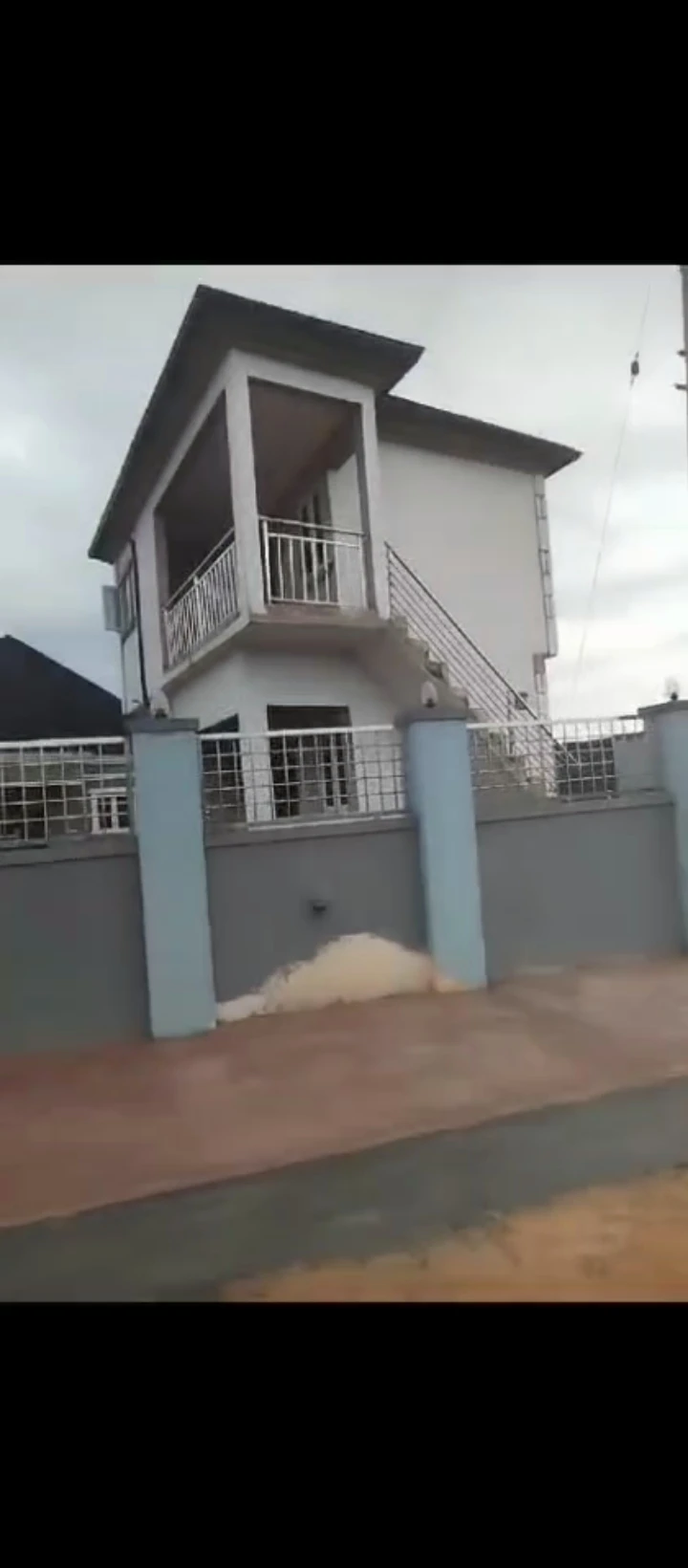 Lodge for Sale in Obaretin rubber research, Edo - Image 3