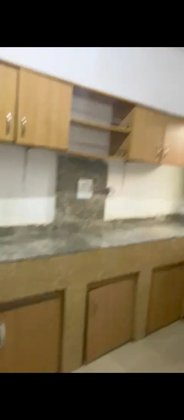 3 Bedroom Flat for Rent in Ekosodin, Edo - Image 1