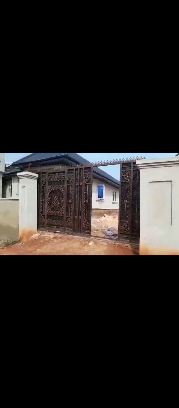 4 Bedroom Flat for Sale in Back of winners church sapele road, Edo - Image 2