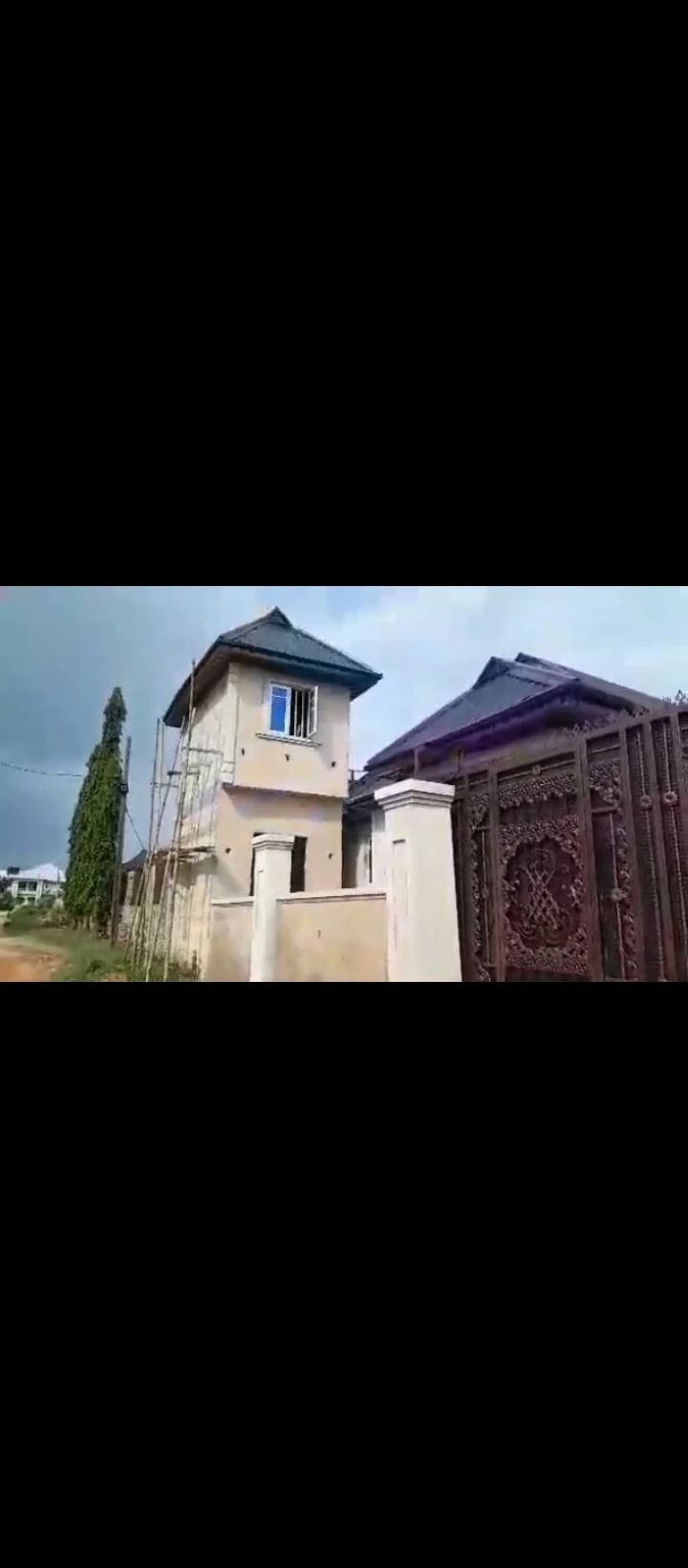 4 Bedroom Flat for Sale in Back of winners church sapele road, Edo - Image 1
