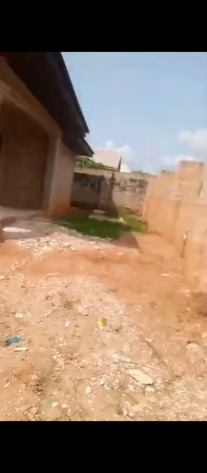 2 Bedroom Flat for Sale in Ewhuku, Edo - Image 3
