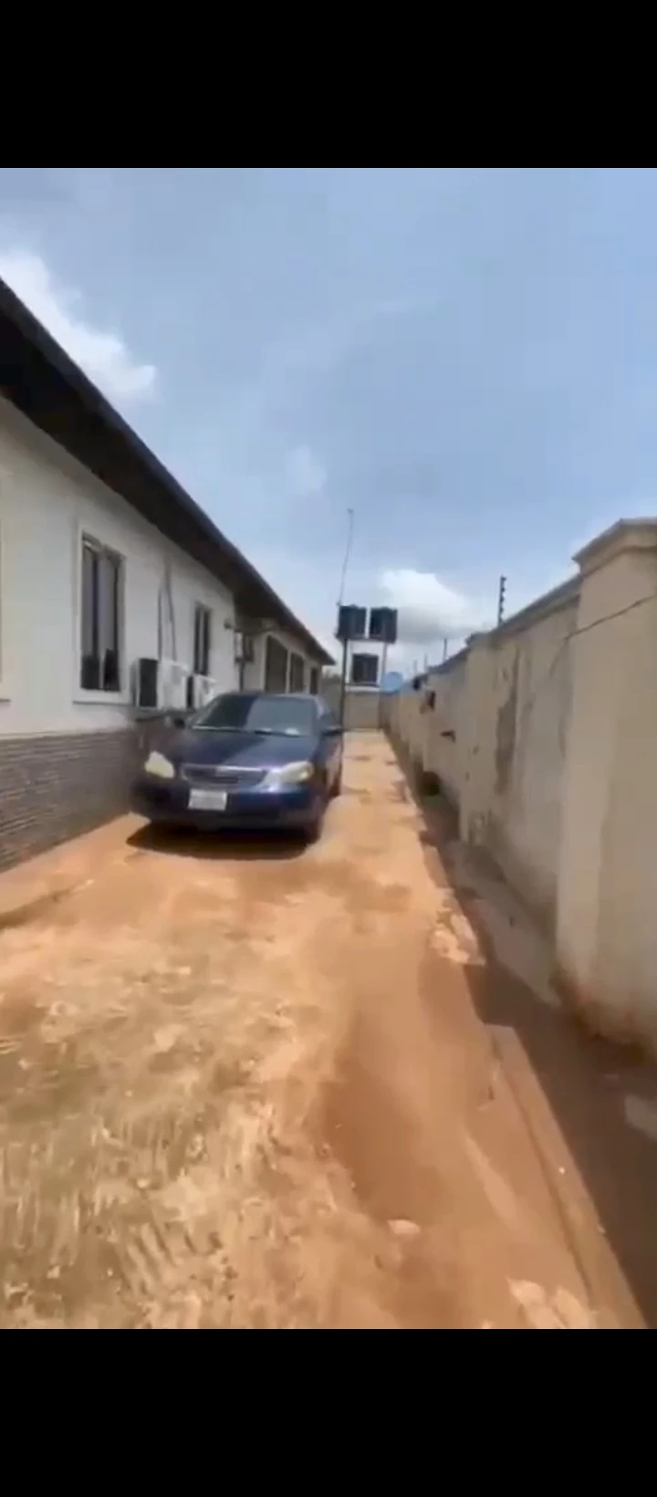 4 Bedroom Flat for Sale in Isihor, Edo - Image 3