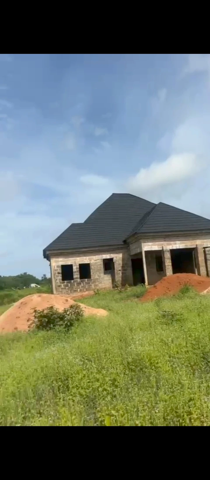 4 Bedroom Flat for Sale in Obayator, Edo - Image 1