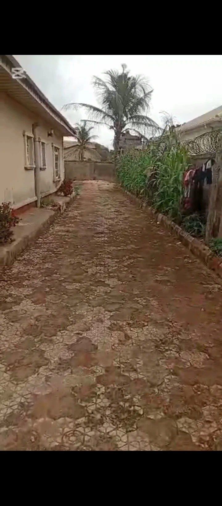 4 Bedroom Flat for Sale in Isihor, Edo - Image 2