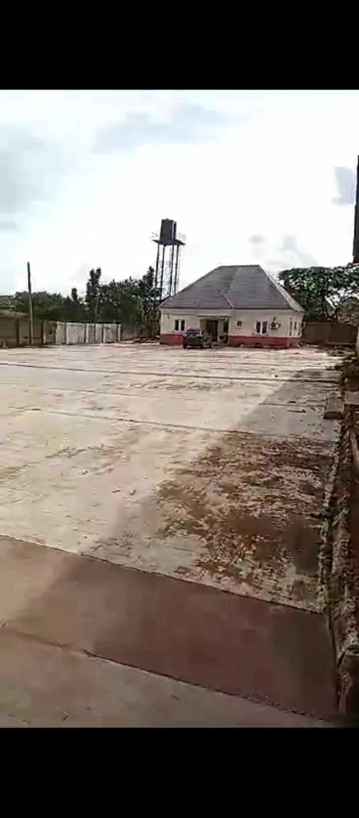 Hall for Sale in Etete, Edo - Image 2
