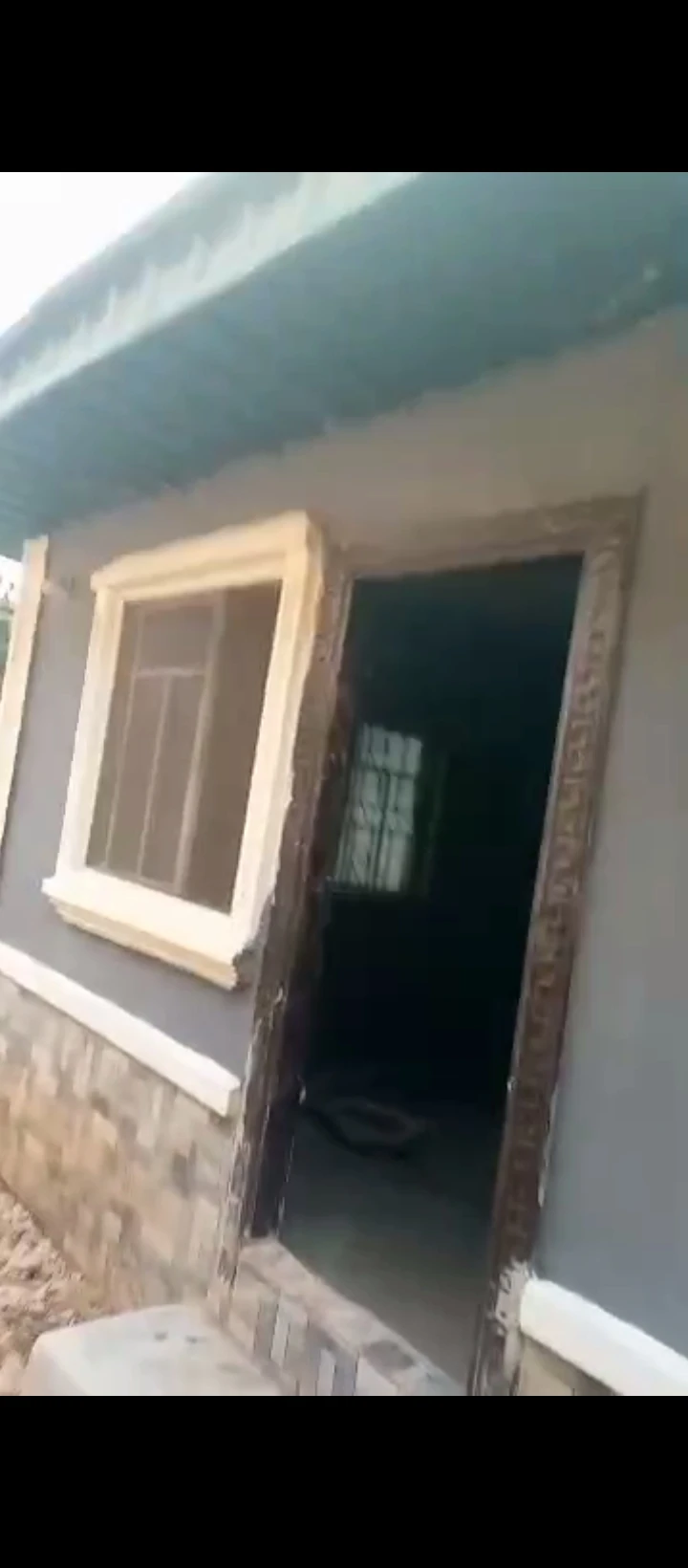 1 Bedroom Flat for Rent in Ogheghe, Edo - Image 2