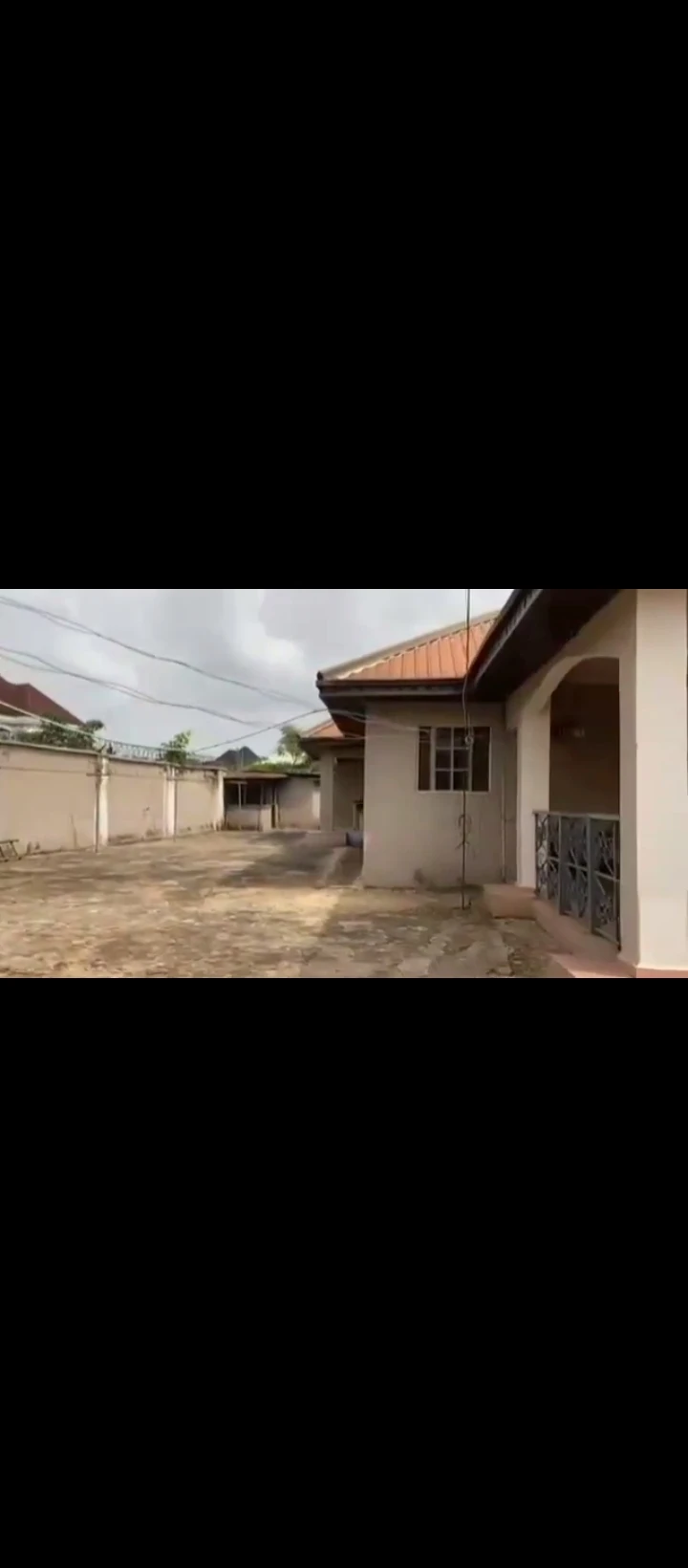 4 Bedroom Flat for Sale in Miller, Edo - Image 1