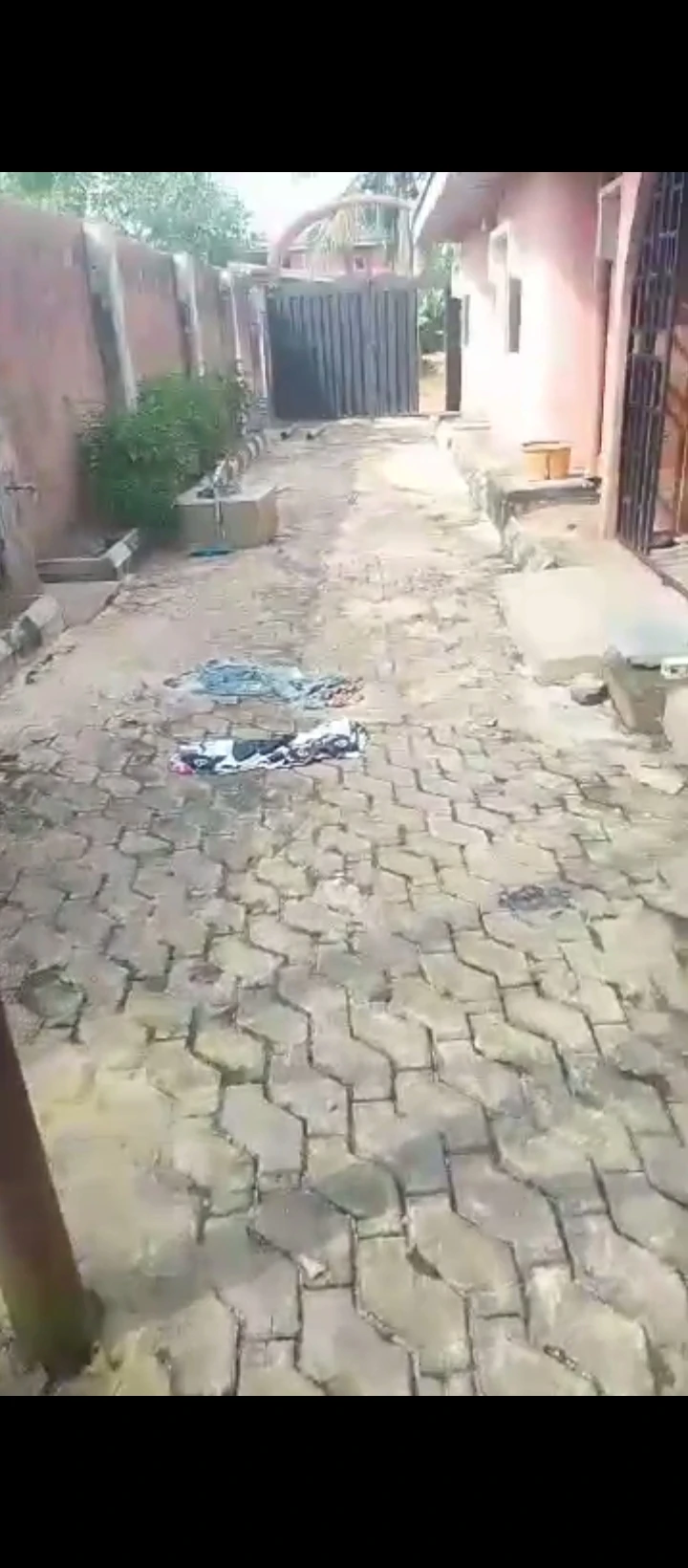 3 Bedroom Flat for Sale in New Lagos street, Edo - Image 3