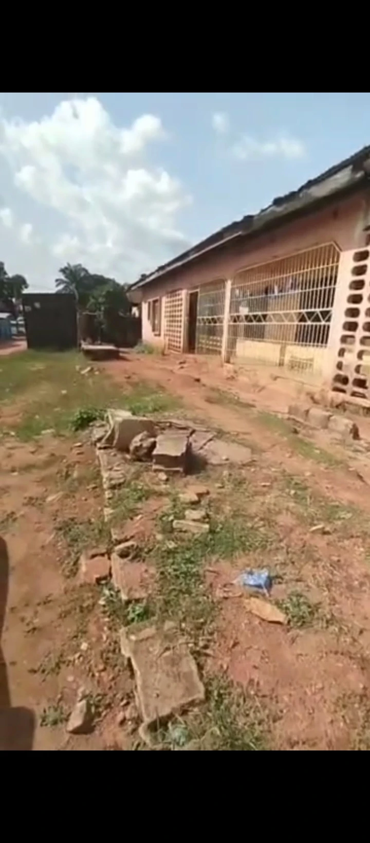 3 Bedroom Flat for Sale in Uselu shell, Edo - Image 3