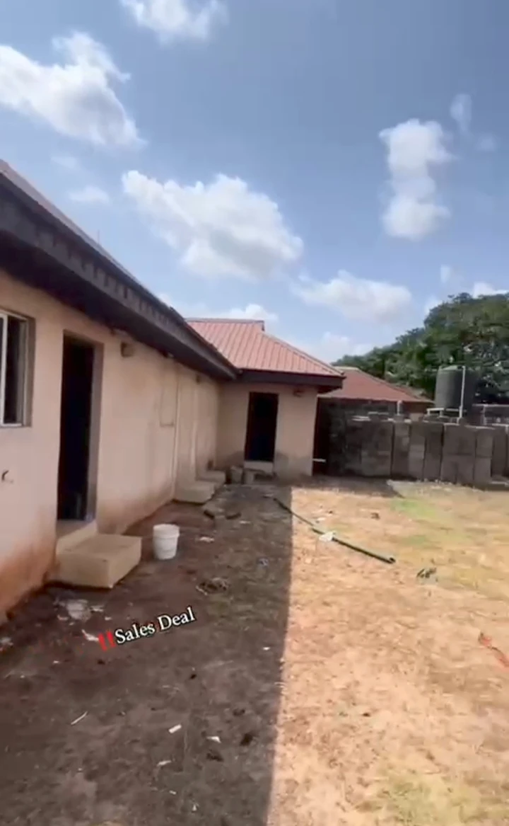 Land for Sale in AMUFI ROAD IKPOBA HILL, Edo - Image 1