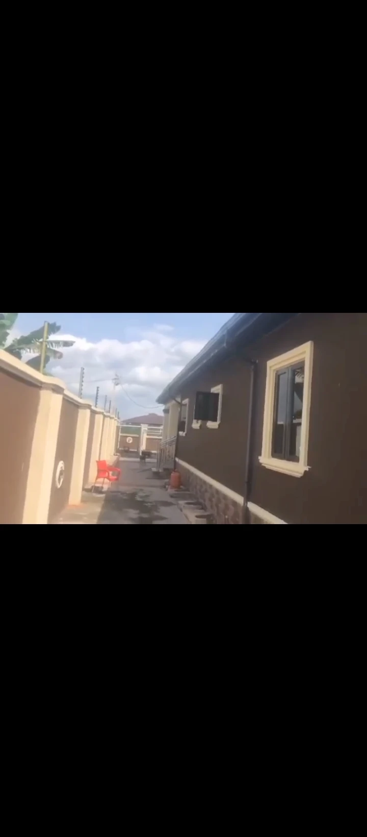 3 Bedroom Flat for Sale in Uroho community sapele road bypass, Edo - Image 5