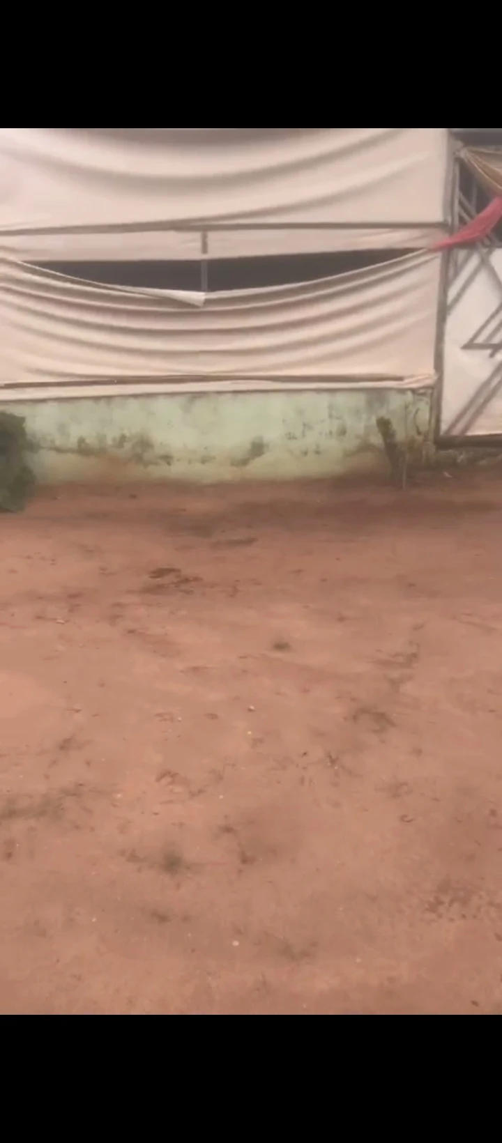 Land for Sale in Ekehuaw road by Ewutubu market, Edo - Image 1