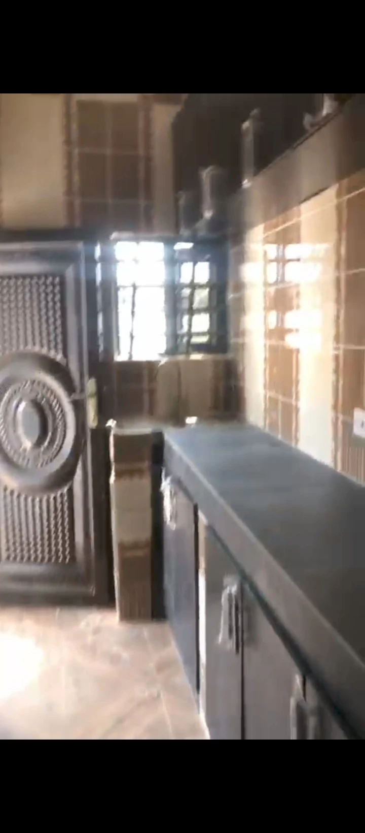1 Bedroom Flat for Rent in Ogunwenyin, Edo - Image 4