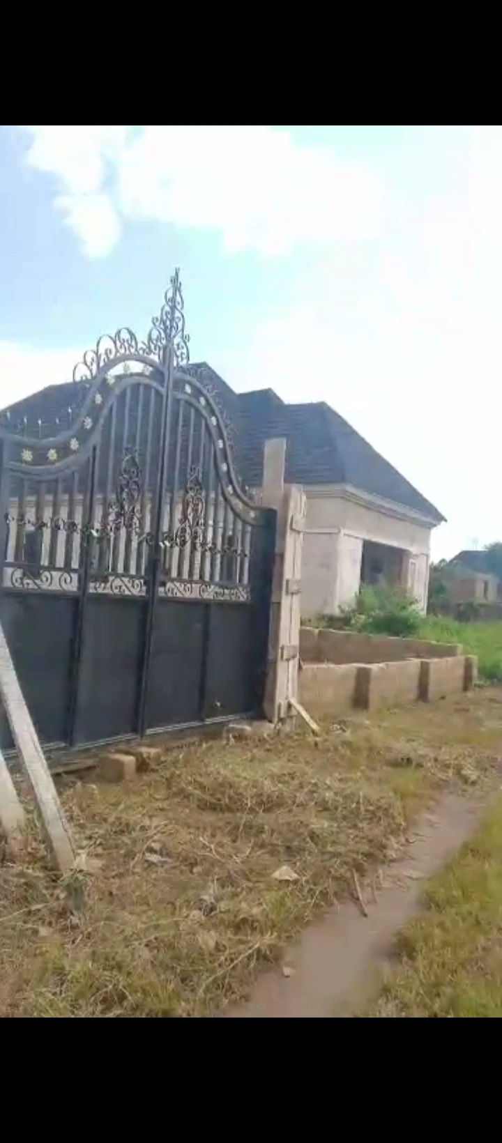 Land for Sale in Okhouromi, Edo - Image 3
