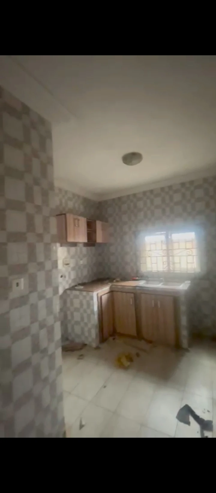 3 Bedroom Flat for Rent in Isihor, Edo - Image 3