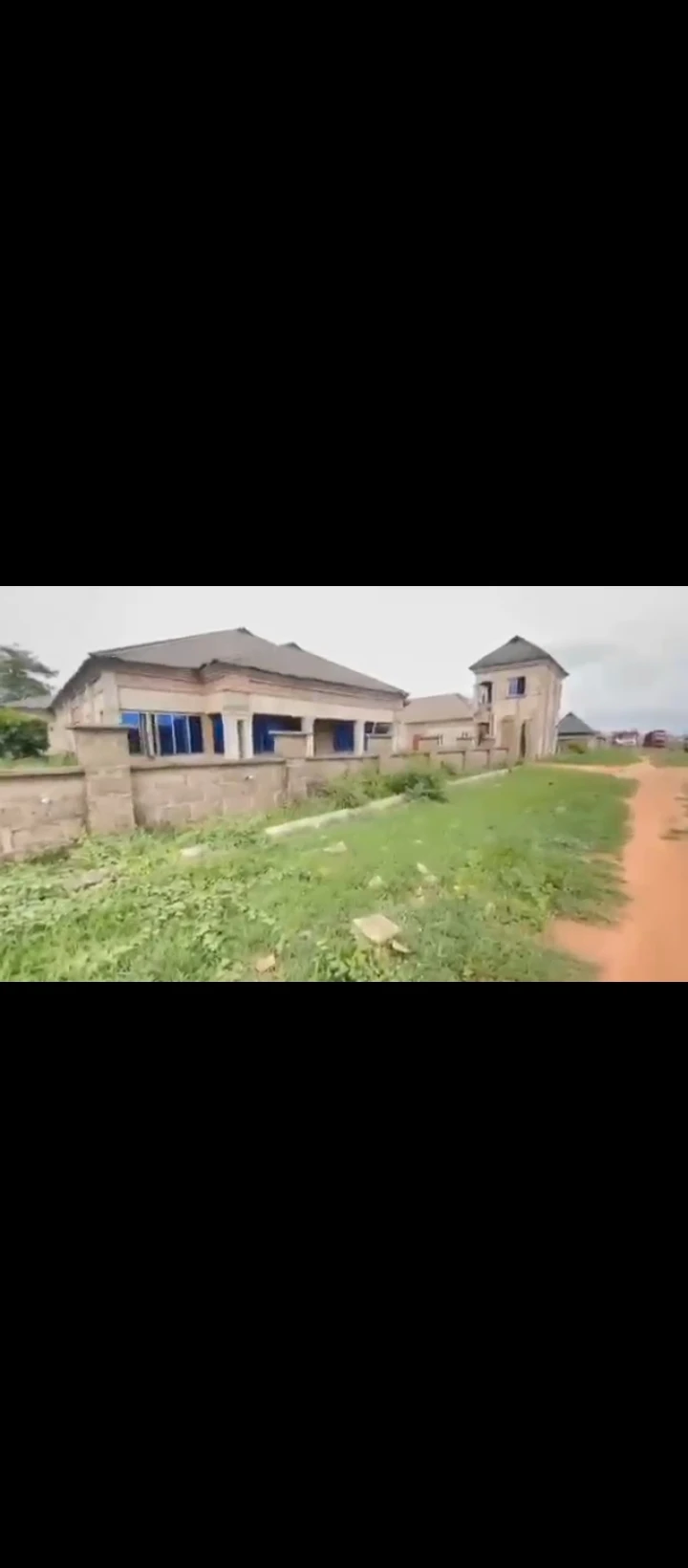 Hall for Sale in Ahor ADUWAWA, Edo - Image 1