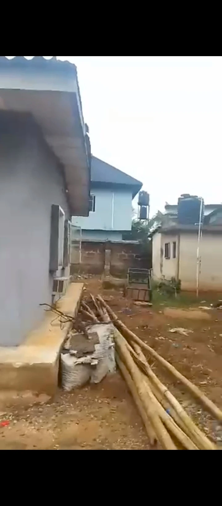 4 Bedroom Flat for Sale in Oni street ihama, Edo - Image 1