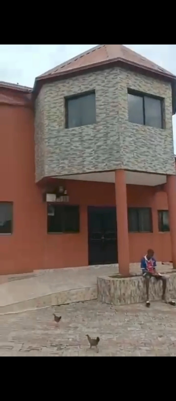 Duplex for Sale in G.R.A etete, Edo - Image 2