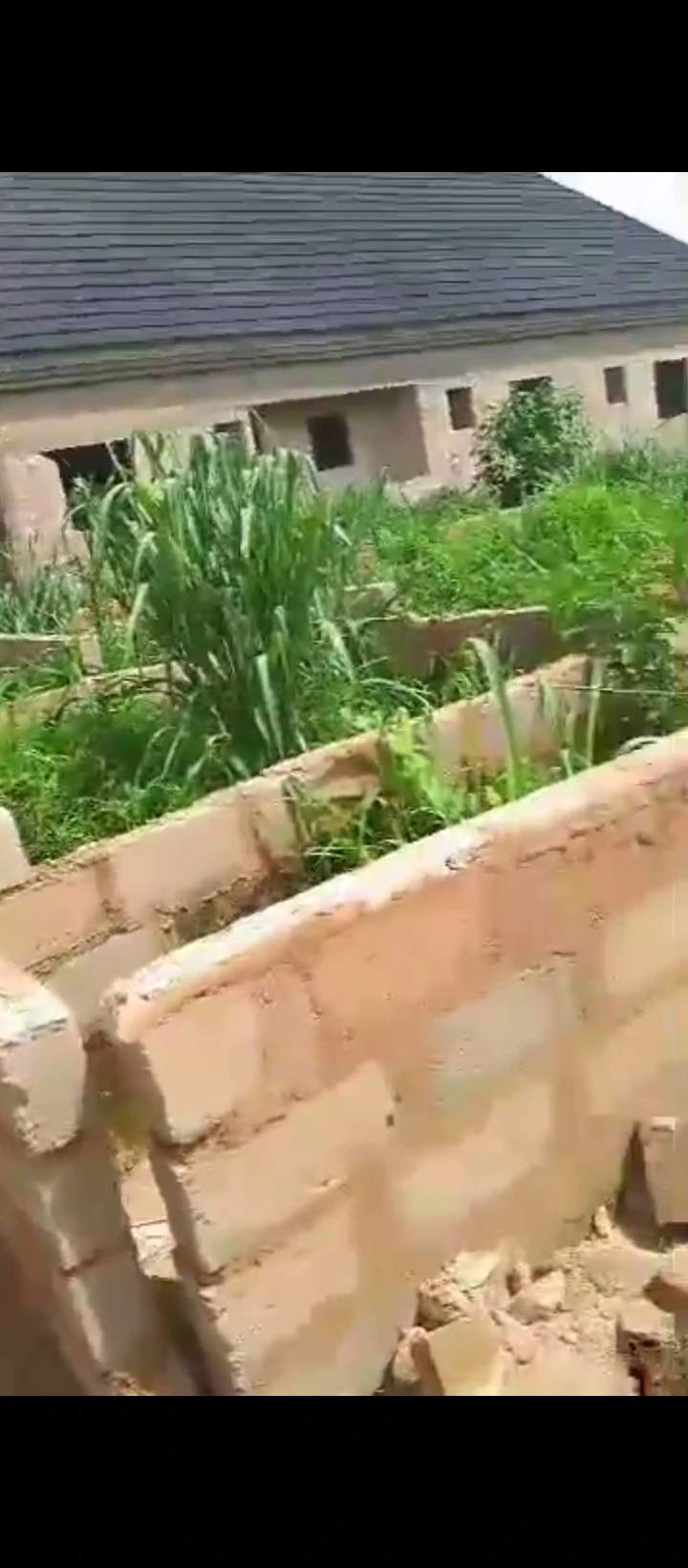 Land for Sale in Obayator off obagie, Edo - Image 1