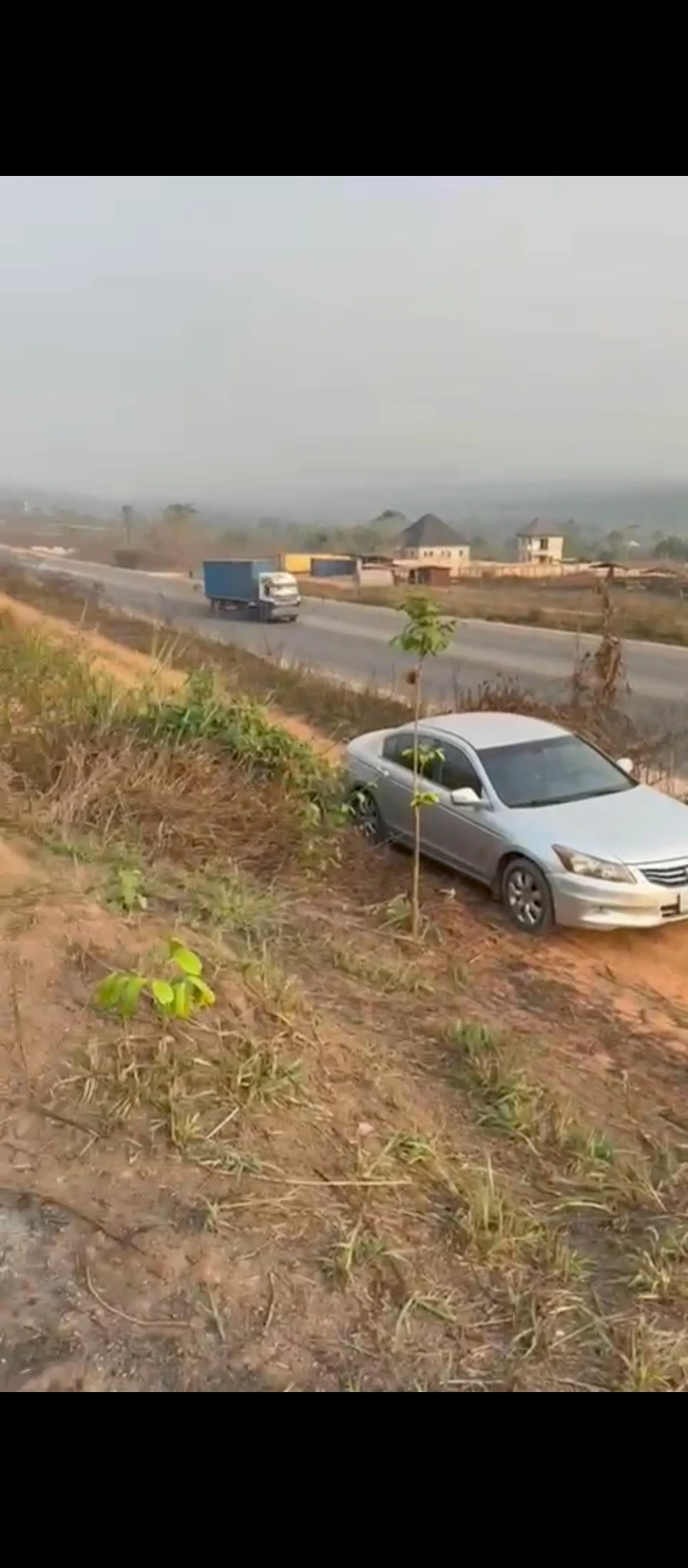Land for Sale in EKHIADOLOR oluku, Edo - Image 1