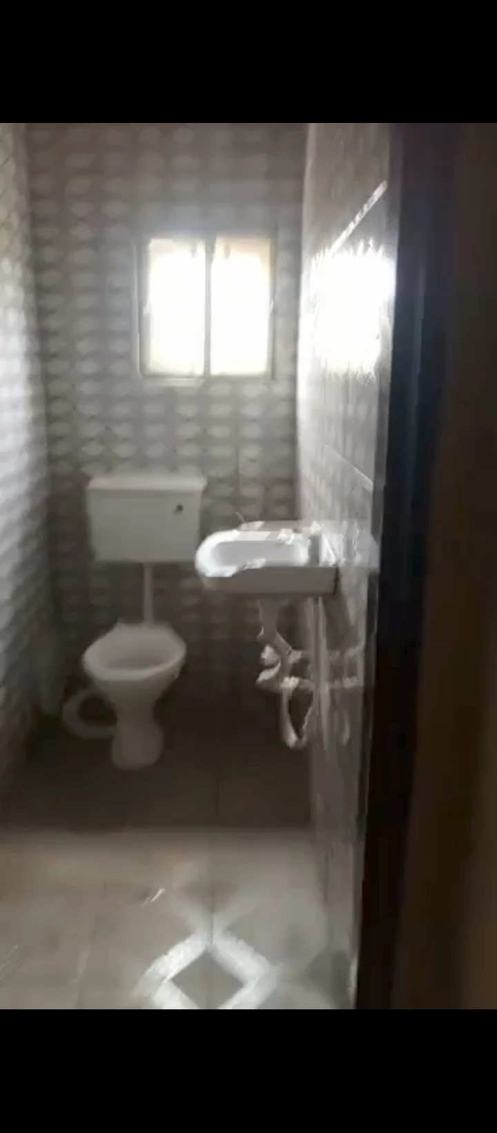 1 Bedroom Flat for Rent in Peanut by sapele road, Edo - Image 2