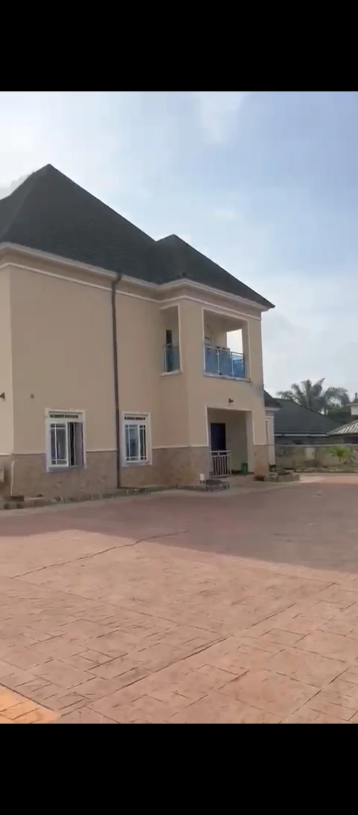 Duplex for Sale in Evbukhu sapele road, Edo - Image 2