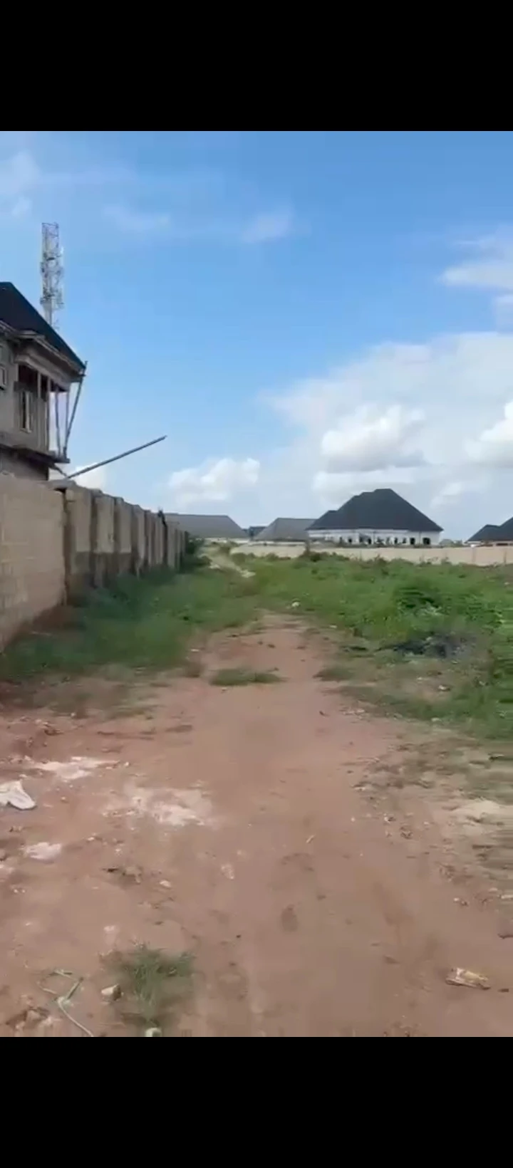 Land for Sale in Okhouromi airport road, Edo - Image 1