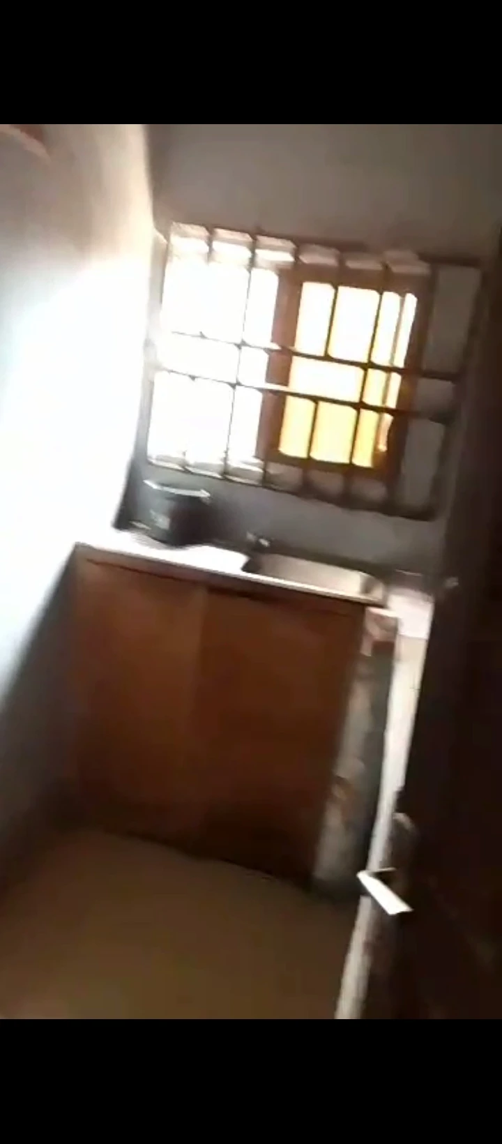 SelfContain for Rent in Back of winners sapele road, Edo - Image 2